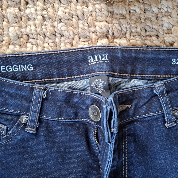 Ana jegging - Picture 3 of 4